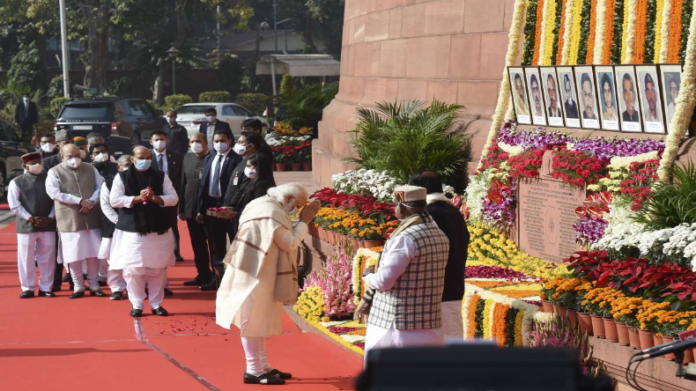 23 years of the attack on Parliament House completed, PM Modi and Rahul Gandhi paid tribute to the martyred soldiers