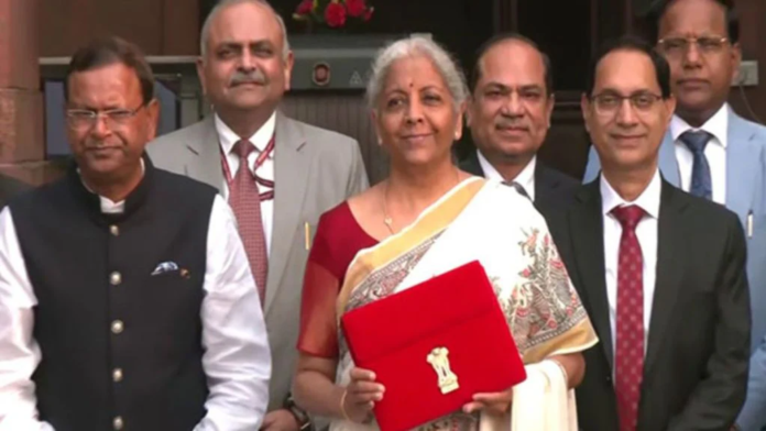 On the day of the budget, Nirmala Sitharaman was seen in a cream colored sari, with a red tab in her hand