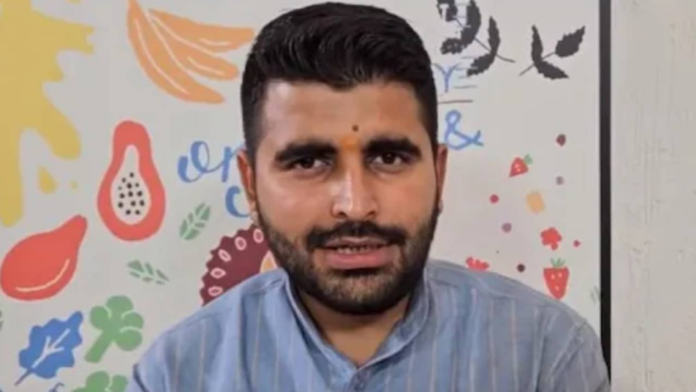 रविंद्र सिंह भाटी के समर्थन में जुटे लोग